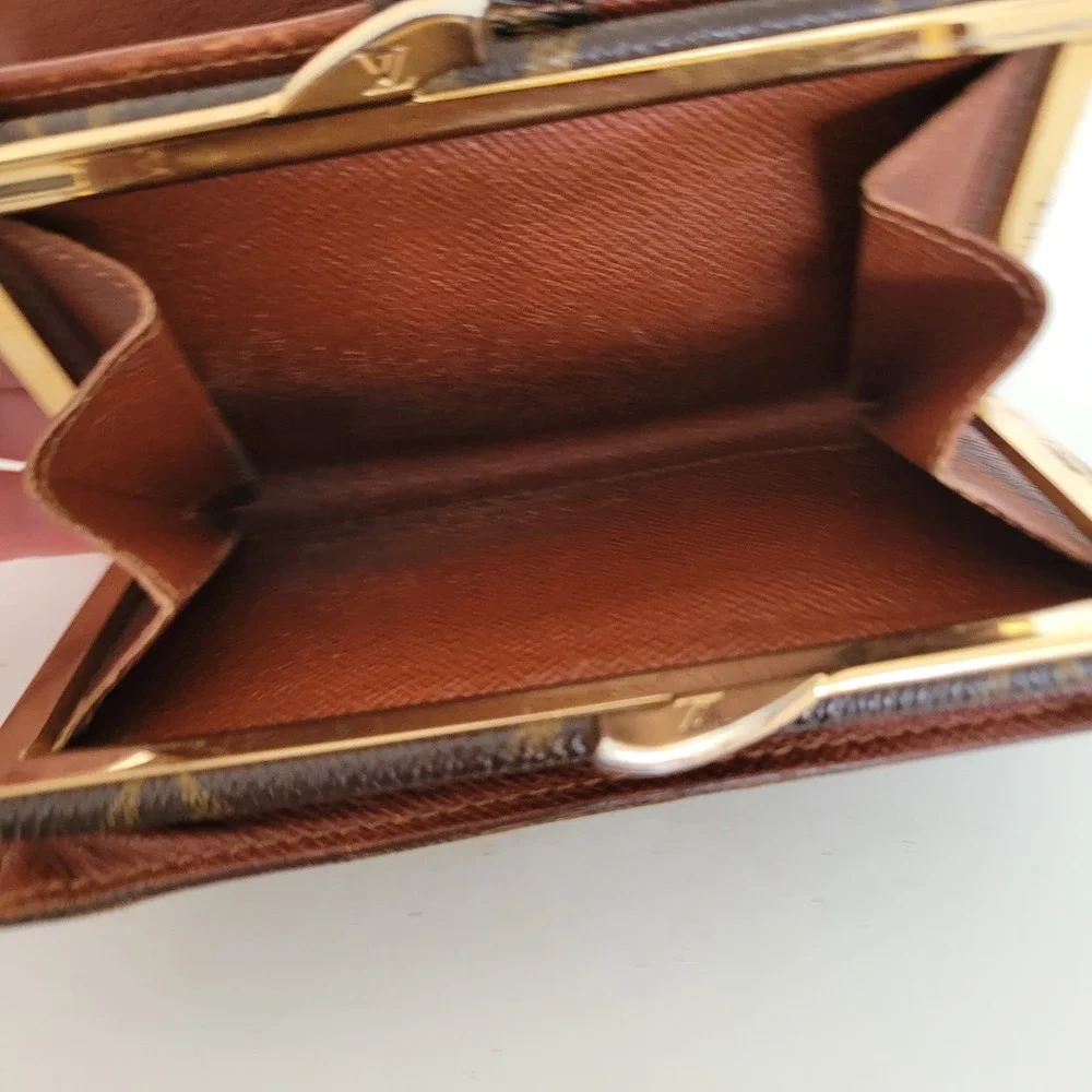 Louis Vuitton Monogram French Wallet Kiss Lock Bifold M61663 Brown TH0070